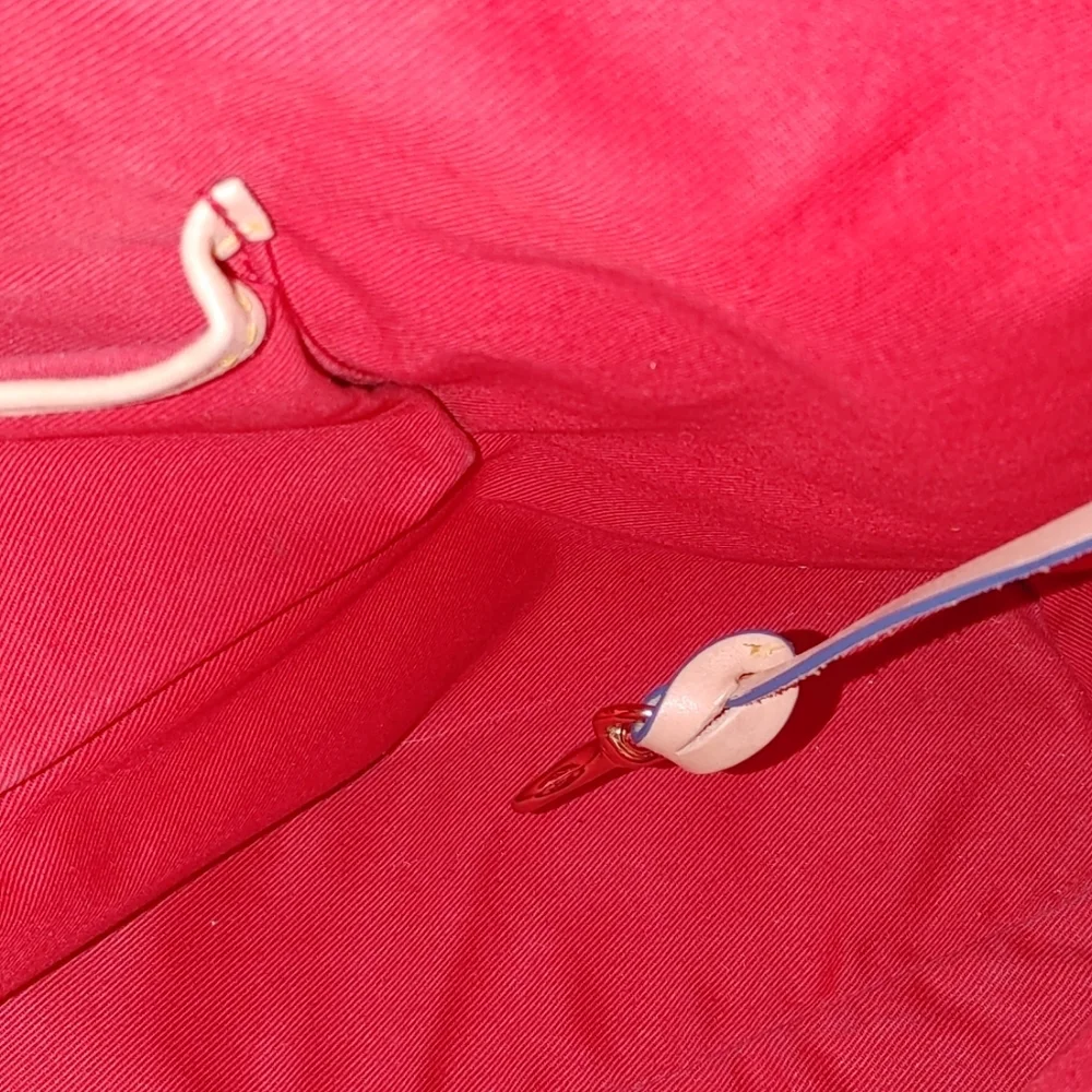 Dooney and Bourke Disney Sketch Bag - Picture 7 of 8